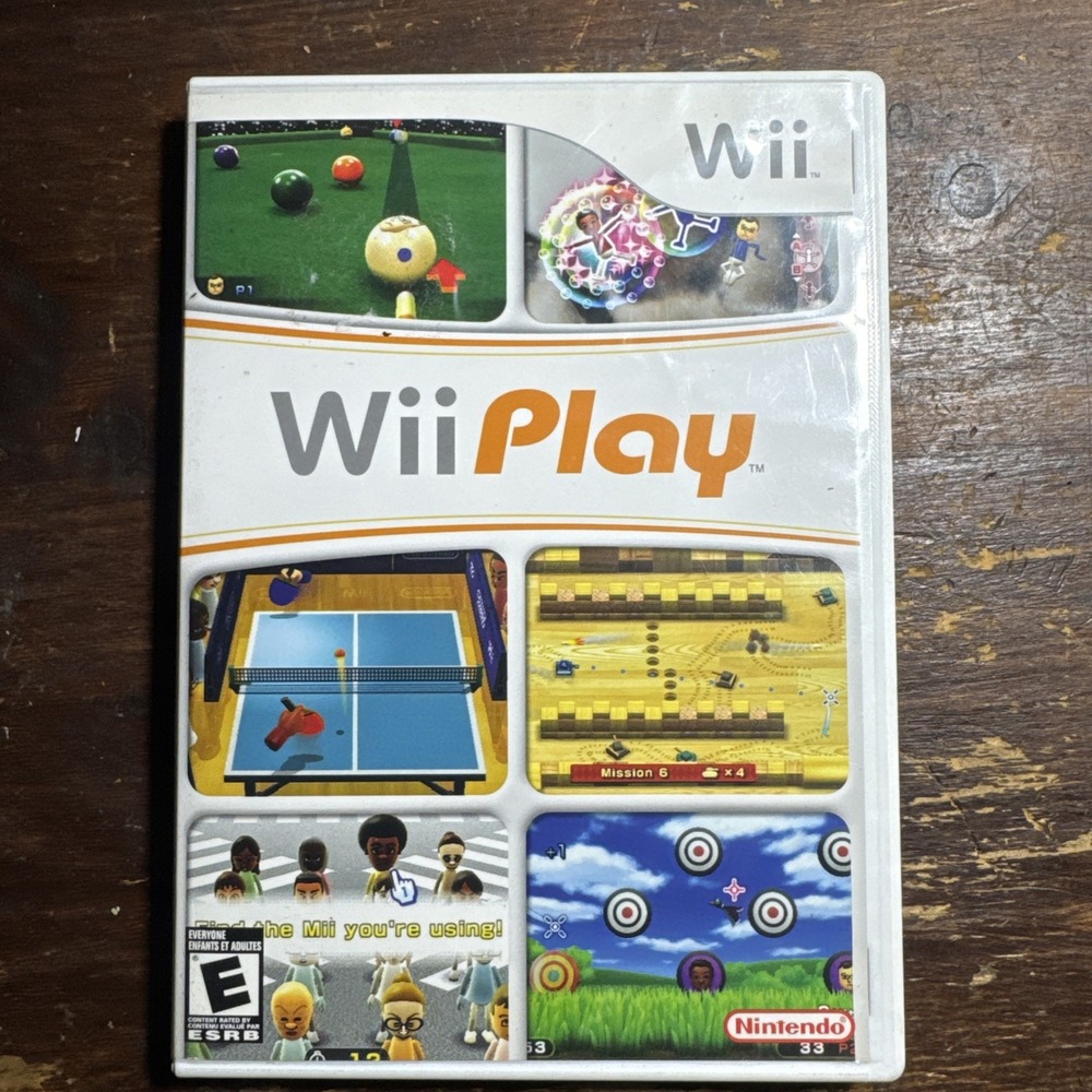 Wii Play Nintendo Video Game In Case with Instruction Manual Wii
